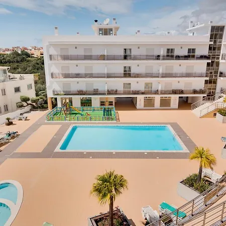 Apartment 2 Bedroom In A Private Condominium With Swimming Pool - Free Wifi