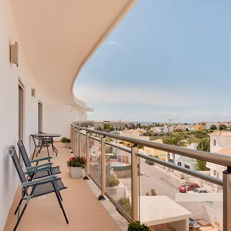 2 Bedroom In A Private Condominium With Swimming Pool - Free Wifi *